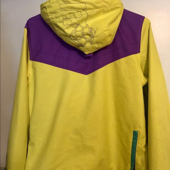 Jacket - Picture 3 of 3